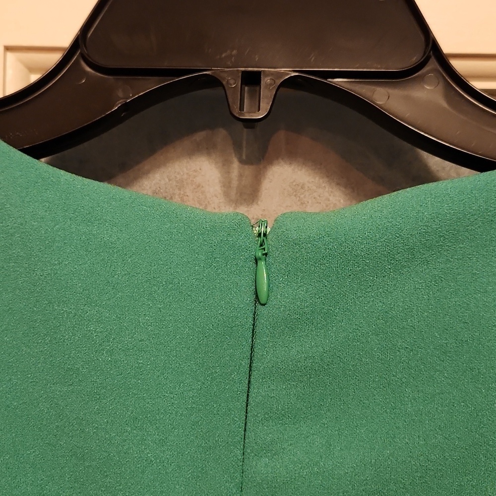 New! RN Studio green dress with ruffle sleeves size 4. Wedding party formal - Picture 8 of 9